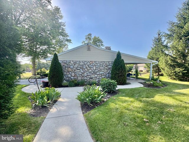 68 BARDS WAY, Pottstown, PA 19464