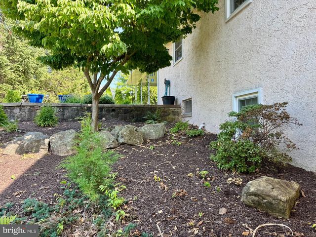 68 BARDS WAY, Pottstown, PA 19464
