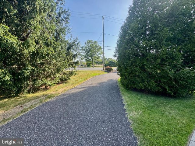 68 BARDS WAY, Pottstown, PA 19464