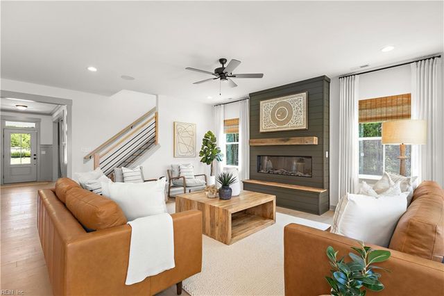 MM Macon, Chesapeake, VA 23322