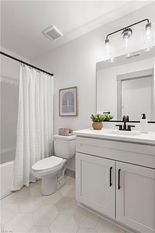 MM Macon, Chesapeake, VA 23322