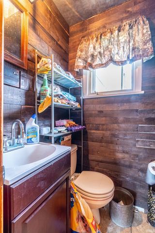 7403 S US 27 Highway, Berne, IN 46711