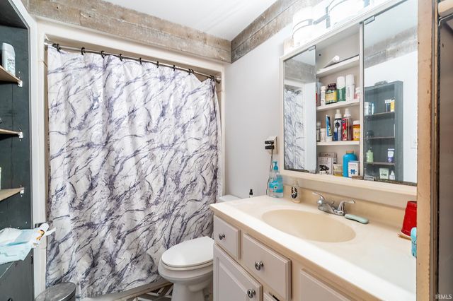 7403 S US 27 Highway, Berne, IN 46711