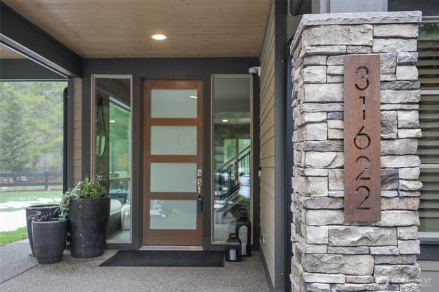 31622 SE 283rd Court, Ravensdale, WA 98051