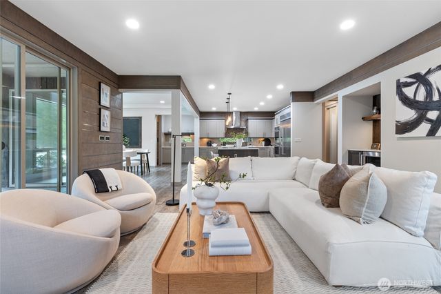 31622 SE 283rd Court, Ravensdale, WA 98051