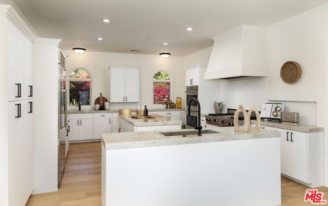 10890 Us Highway 101, Goleta, CA 93117