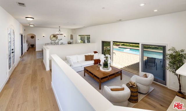 10890 Us Highway 101, Goleta, CA 93117