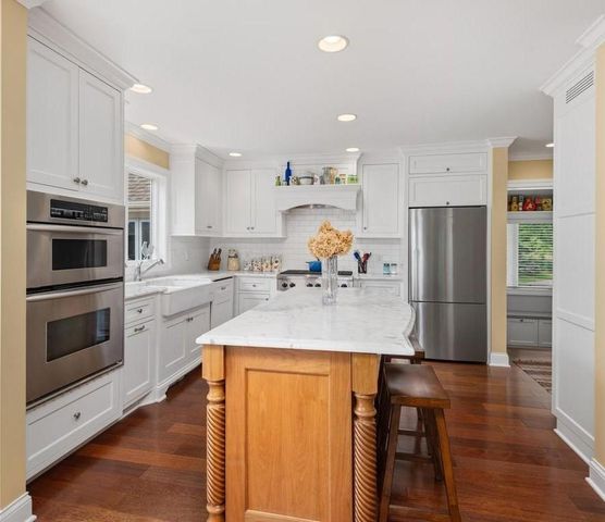 1310 Spruce Place, Orono, MN 55364