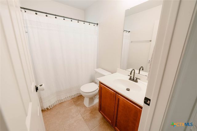 236 Bauxite Drive, Jarrell, TX 76537