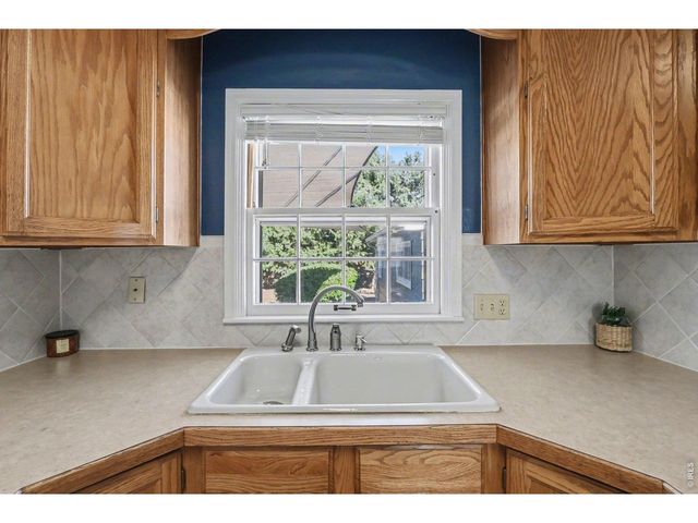 1610 Fairacre Rd, Greeley, CO 80631