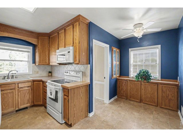 1610 Fairacre Rd, Greeley, CO 80631