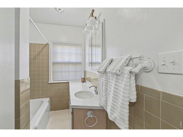 1610 Fairacre Rd, Greeley, CO 80631