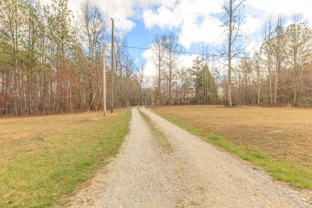 235 Harbuck Road, Ringgold, GA 30736