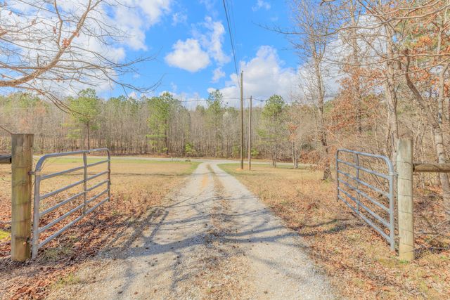 235 Harbuck Road, Ringgold, GA 30736