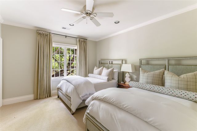 4301 Belclaire Avenue, Highland Park, TX 75205