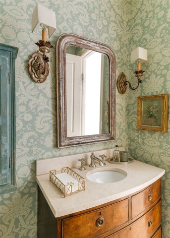 4301 Belclaire Avenue, Highland Park, TX 75205