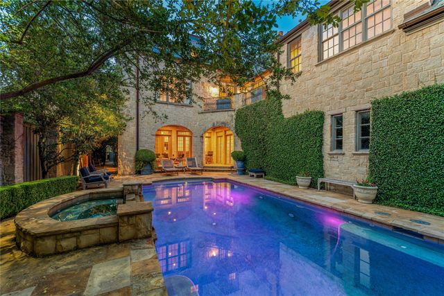 4301 Belclaire Avenue, Highland Park, TX 75205