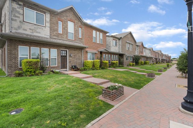 5871 Rivendell Drive, Frisco, TX 75035