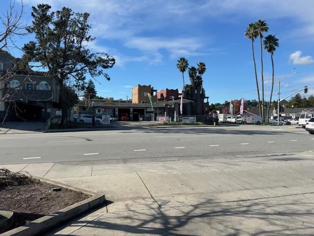 433 Ocean Street, Santa Cruz, CA 95060