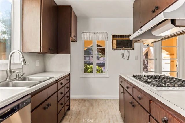 4167 Brunswick, Los Angeles, CA 90039