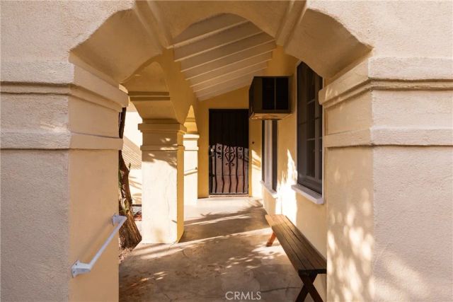 4167 Brunswick, Los Angeles, CA 90039