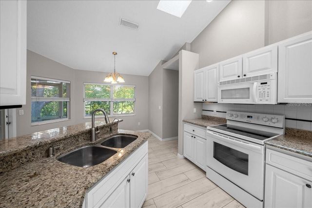 10707 SW 74TH AVENUE, Ocala, FL 34476