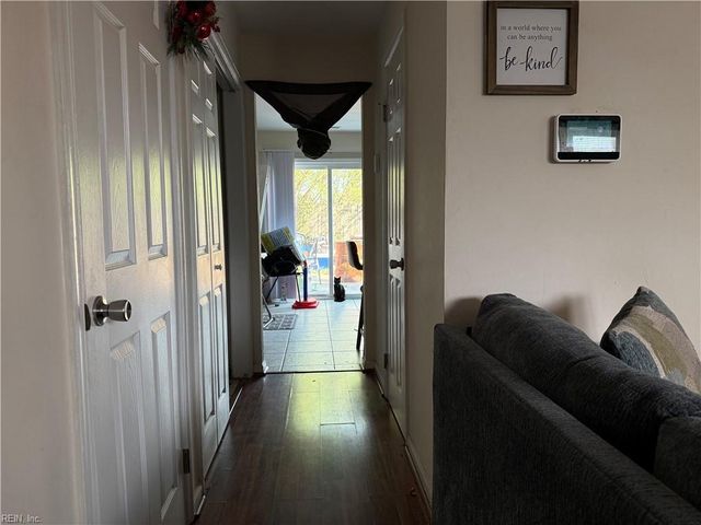 406 Osprey ST, Virginia Beach, VA 23462