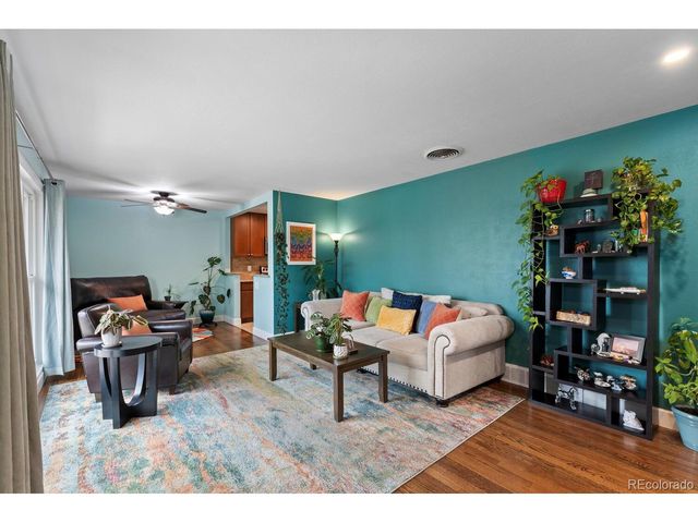 236 Lima St, Aurora, CO 80010