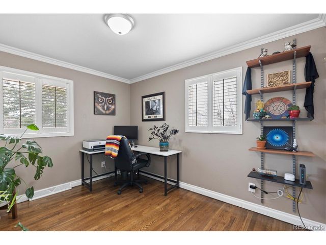 236 Lima St, Aurora, CO 80010