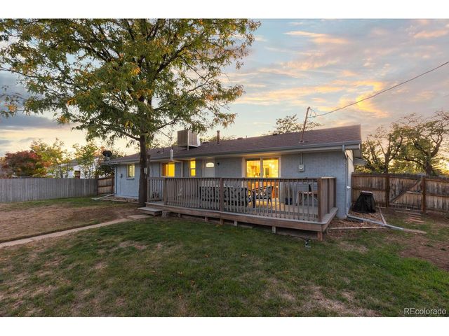 236 Lima St, Aurora, CO 80010