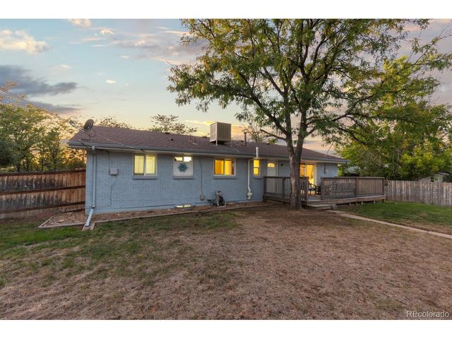 236 Lima St, Aurora, CO 80010