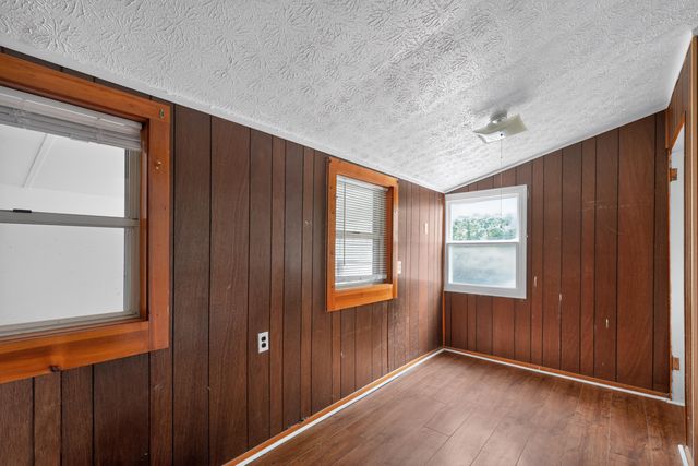 2614 Berrell Avenue, Columbus, OH 43211