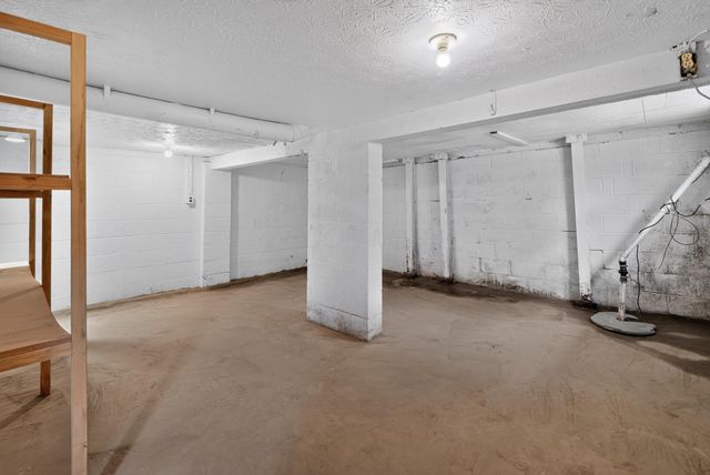 2614 Berrell Avenue, Columbus, OH 43211