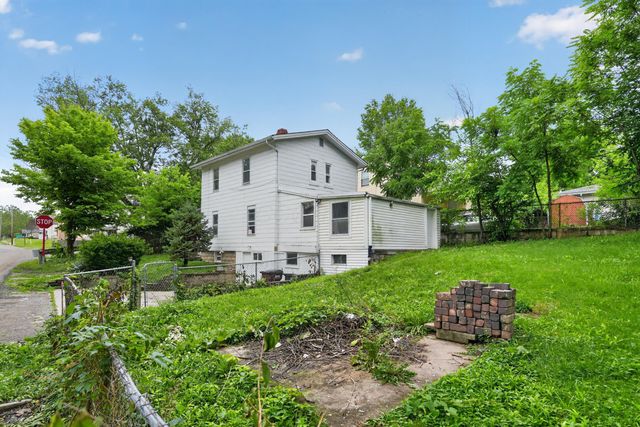 2614 Berrell Avenue, Columbus, OH 43211