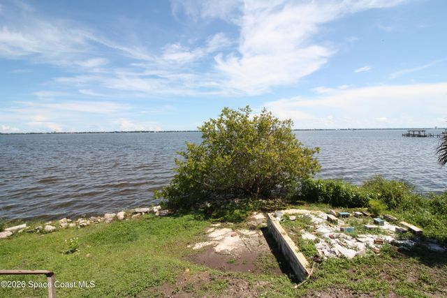 2910 Riverview Drive B, Melbourne, FL 32901