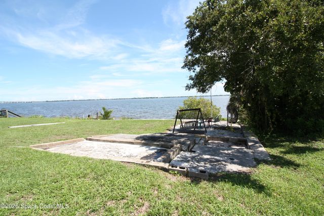 2910 Riverview Drive B, Melbourne, FL 32901