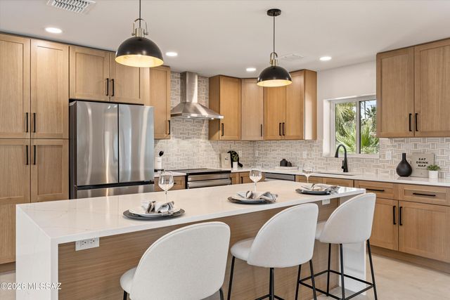 3625 E Calle Alarcon, Tucson, AZ 85716