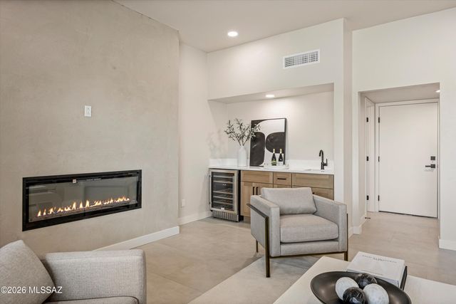 3625 E Calle Alarcon, Tucson, AZ 85716