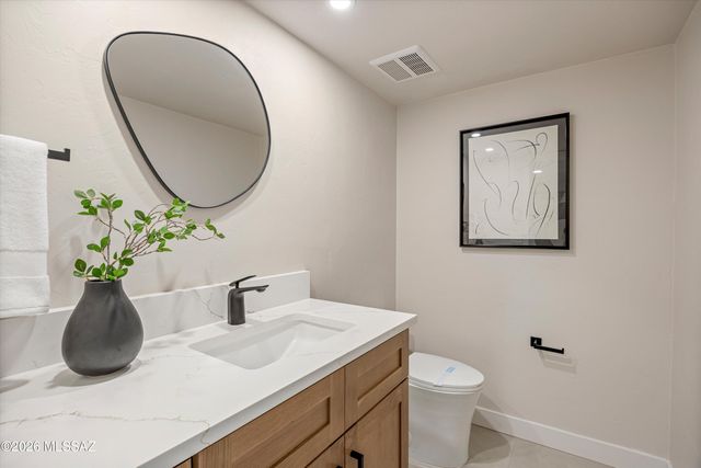 3625 E Calle Alarcon, Tucson, AZ 85716