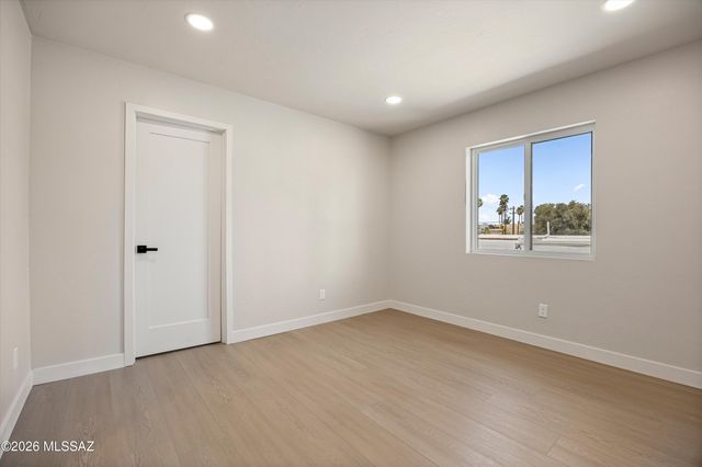 3625 E Calle Alarcon, Tucson, AZ 85716