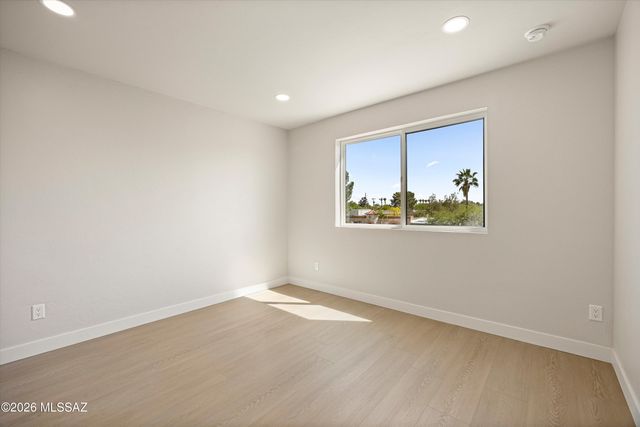 3625 E Calle Alarcon, Tucson, AZ 85716