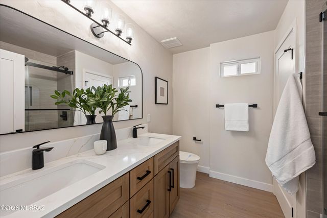 3625 E Calle Alarcon, Tucson, AZ 85716