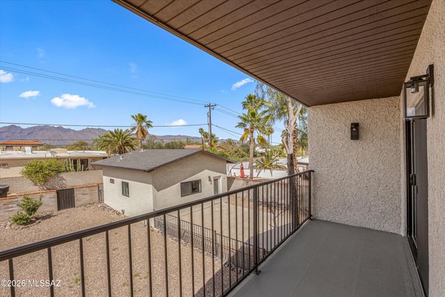 3625 E Calle Alarcon, Tucson, AZ 85716