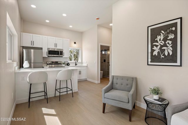 3625 E Calle Alarcon, Tucson, AZ 85716