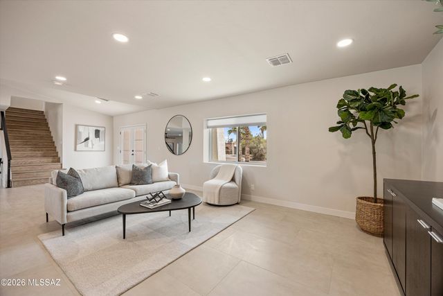 3625 E Calle Alarcon, Tucson, AZ 85716