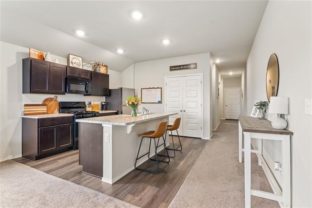 9509 NW 118 Street, Yukon, OK 73099