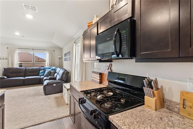 9509 NW 118 Street, Yukon, OK 73099