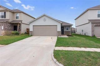 9509 NW 118 Street, Yukon, OK 73099