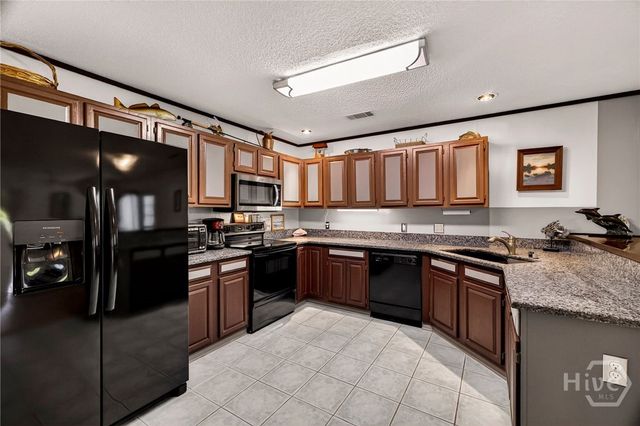 64 Shipwatch Road, Savannah, GA 31410
