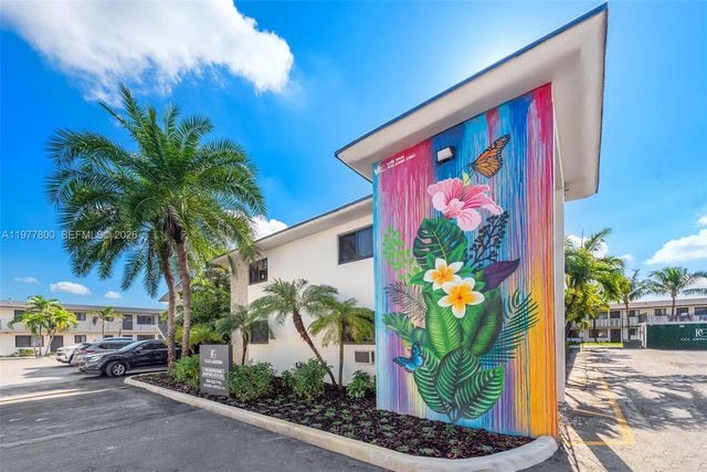 1330 W 29th St 28, Hialeah, FL 33012